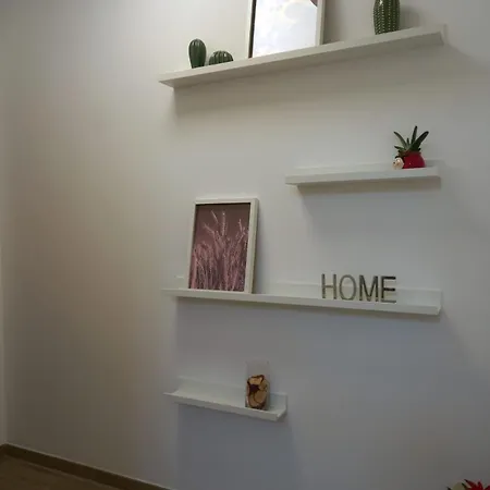 Palazzo Schiru 招待所 3*