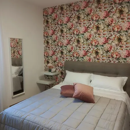 Palazzo Schiru 招待所 Troia